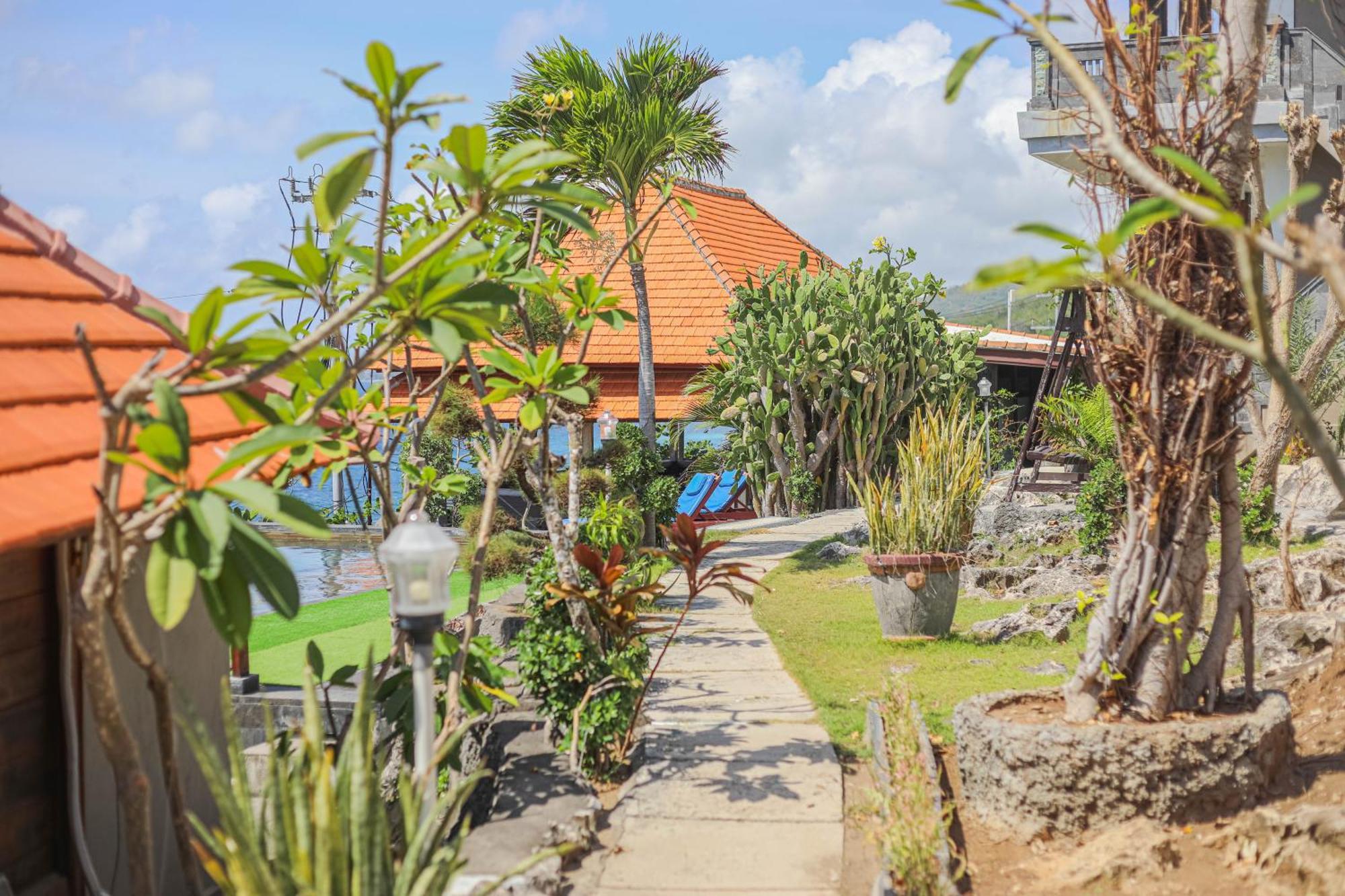 Manta Cottages With Sea View Batununggul Eksteriør bilde